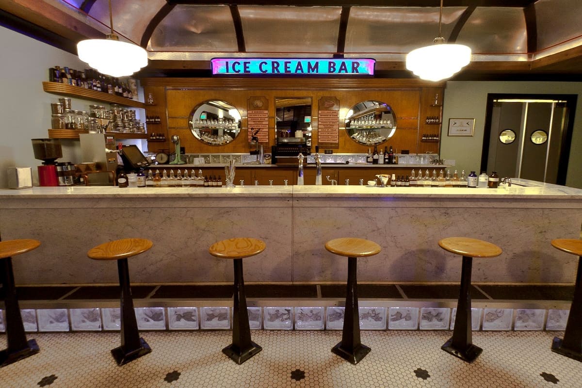 The Ice Cream Bar soda fountain in Cole Valley, San Francisco — photo via Google Maps